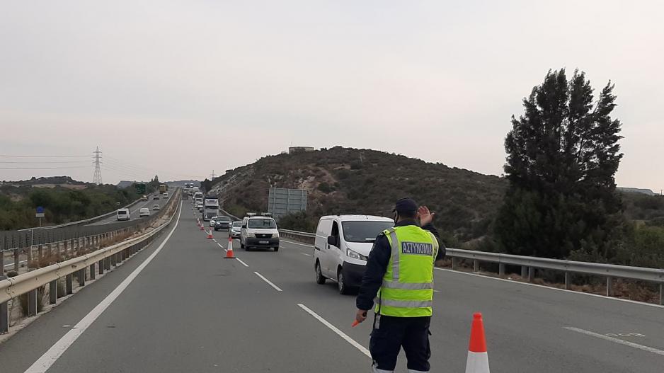 Νέο τροχαίο ατύχημα στον αυτοκινητόδρομο, στο νοσοκομείο δυο πρόσωπα