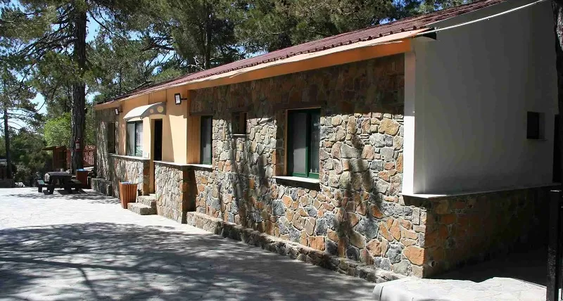 Εκκενώθηκε έγκαιρα η κατασκήνωση Πλατρών λένε οι οργανωμένοι γονείς