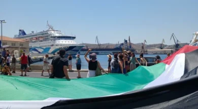 518402035_155760-thumb