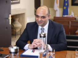 Υπουργός Εργασίας – Συνάντηση για