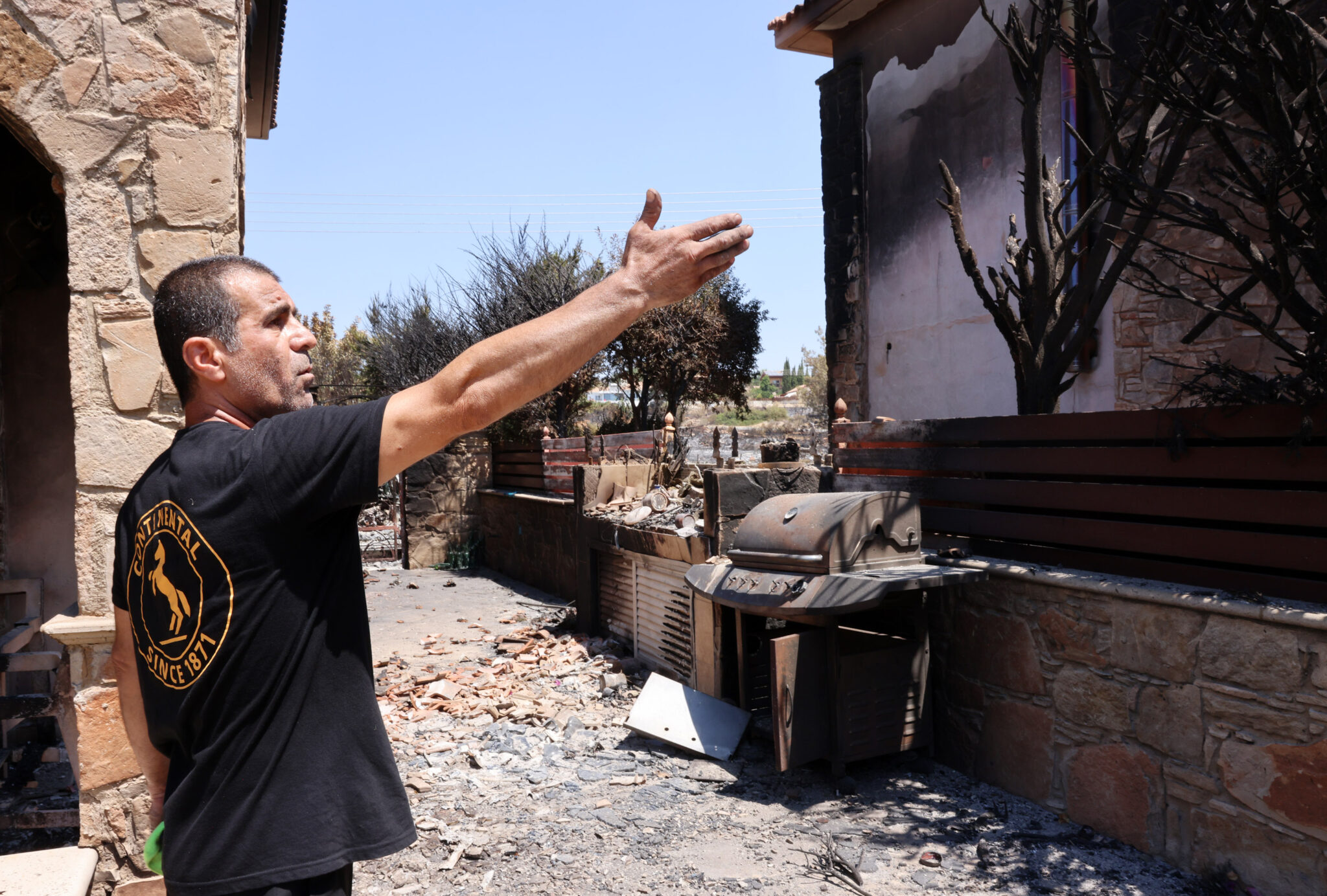 160 άτομα έχουν στεγαστεί μέσω Πολιτικής Άμυνας, διευκρινίσεις για αποζημιώσεις στους πυρόπληκτους αγρότες – Ά