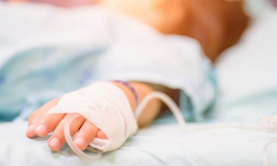 Μετέφεραν παιδί 22 μηνών με εγκαύματα σε κλινική στη Λεμεσό – Σύλληψη των γονιών