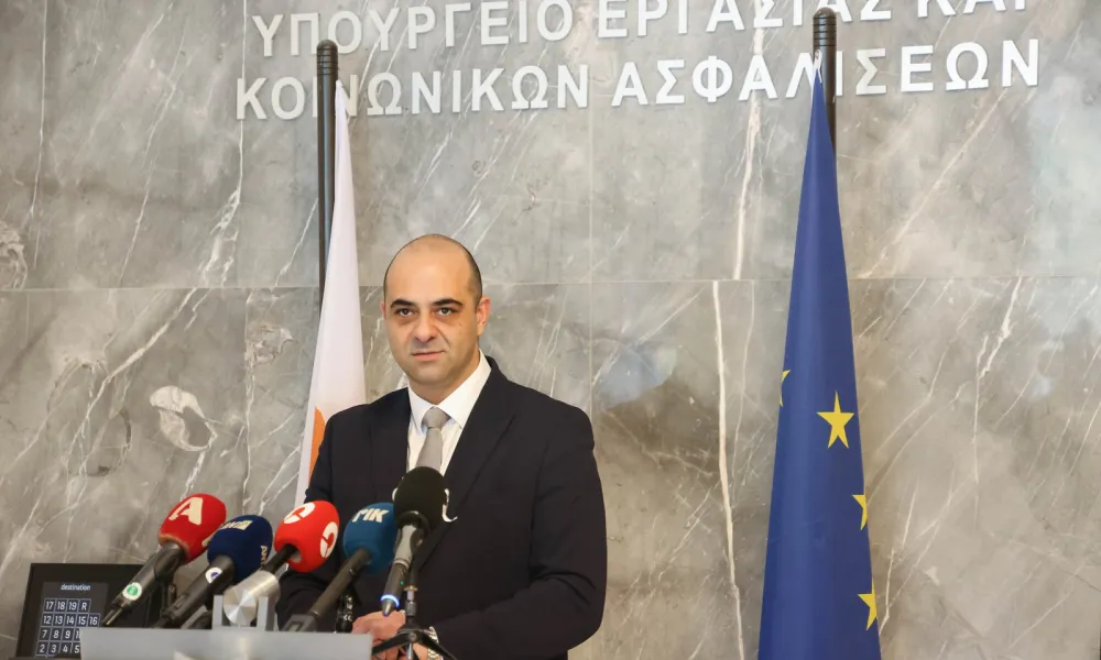 Οικονομική στήριξη των εργαζομένων που πλήττονται από τις πυρκαγιές