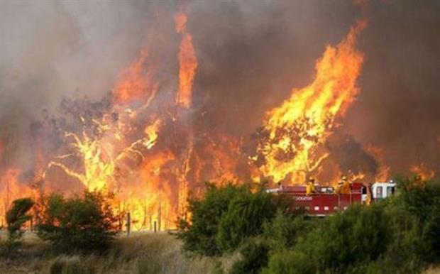 Απέτυχε η επιχείρηση απεγκλωβισμού από τη Λόφου, έπεσαν σε πύρινο τείχος οι 36 διασωθέντες