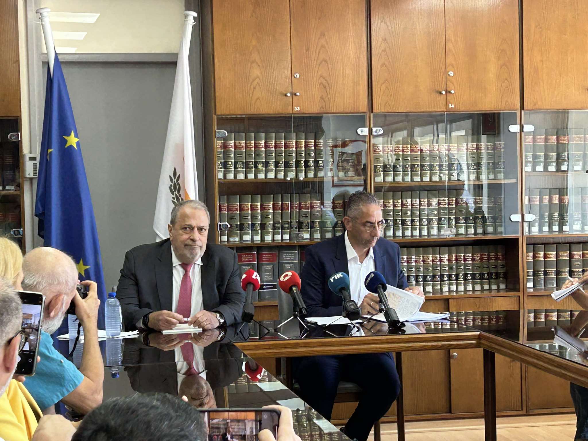 «Άμεση απειλή για τη δικαιοσύνη»: Ξεκαθάρισε ότι δεν παραιτείται ο Αγγελίδης, βλέπει «οργανωμένη και ενορχηστρωμένη εκστρατεία»
