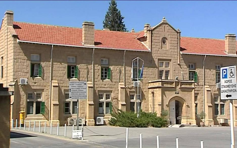 Φύλακας άγγελος η δεσμοφύλακας: «Τη ράσιη μου πουκάτω μόνο για τον Ζαβράντωνα»