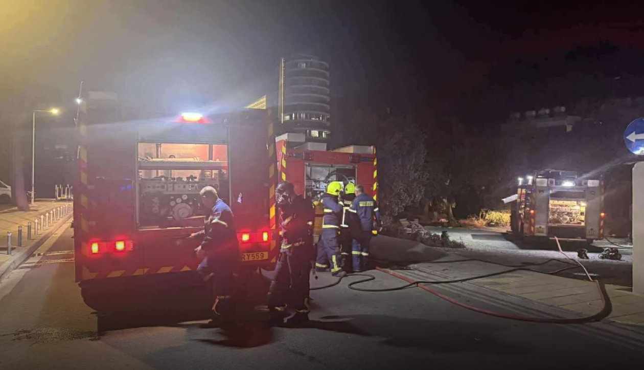 Πυρκαγιά στο Λανίτειο στη Λεμεσό, συναγερμός στην Πυροσβεστική
