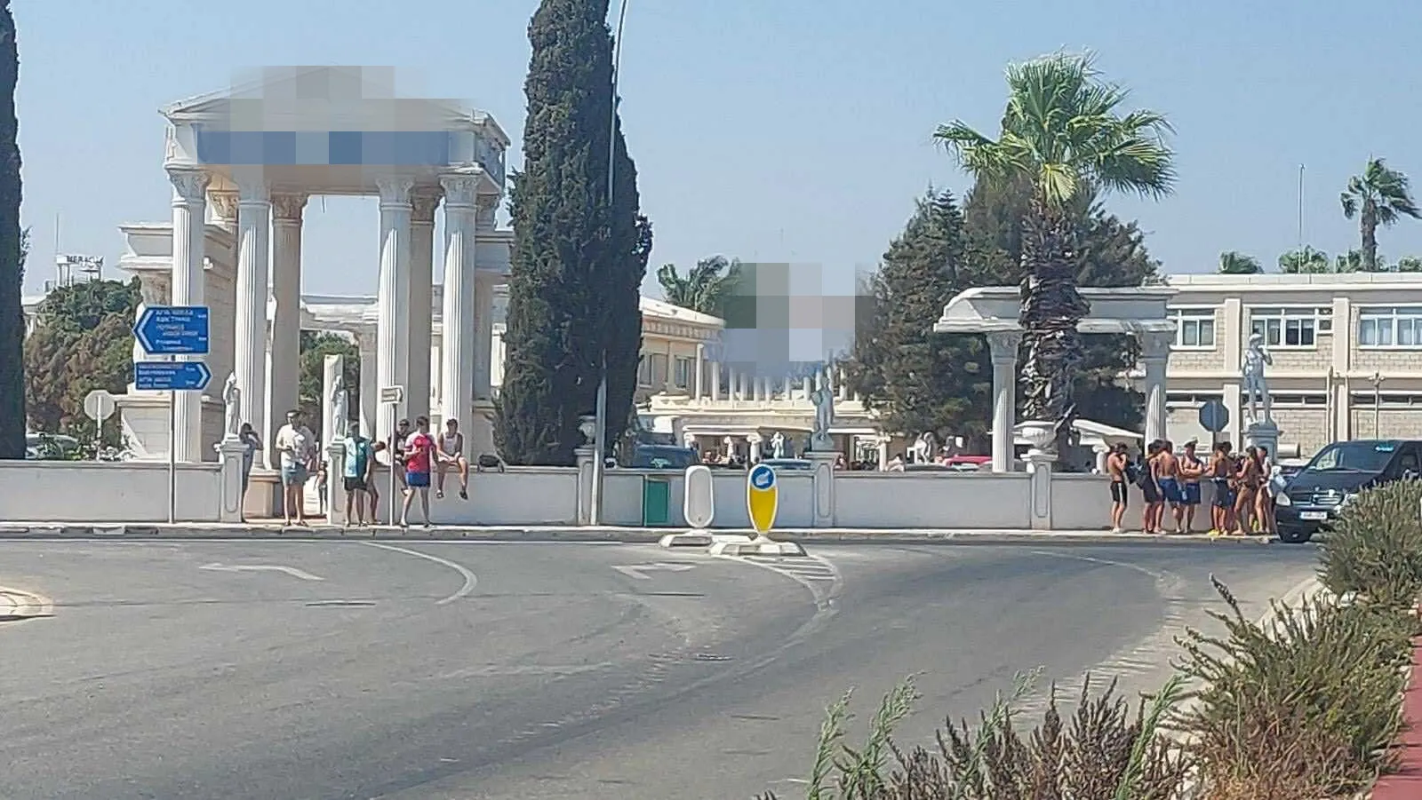 Αγία Νάπα: Εκκενώθηκε υποστατικό μετά από τηλεφώνημα για βόμβα (φώτο)