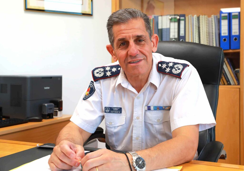 Λογγίνος για εργοστάσια: «Οι αρμόδιοι να προχωρήσουν σε επιθεώρηση»