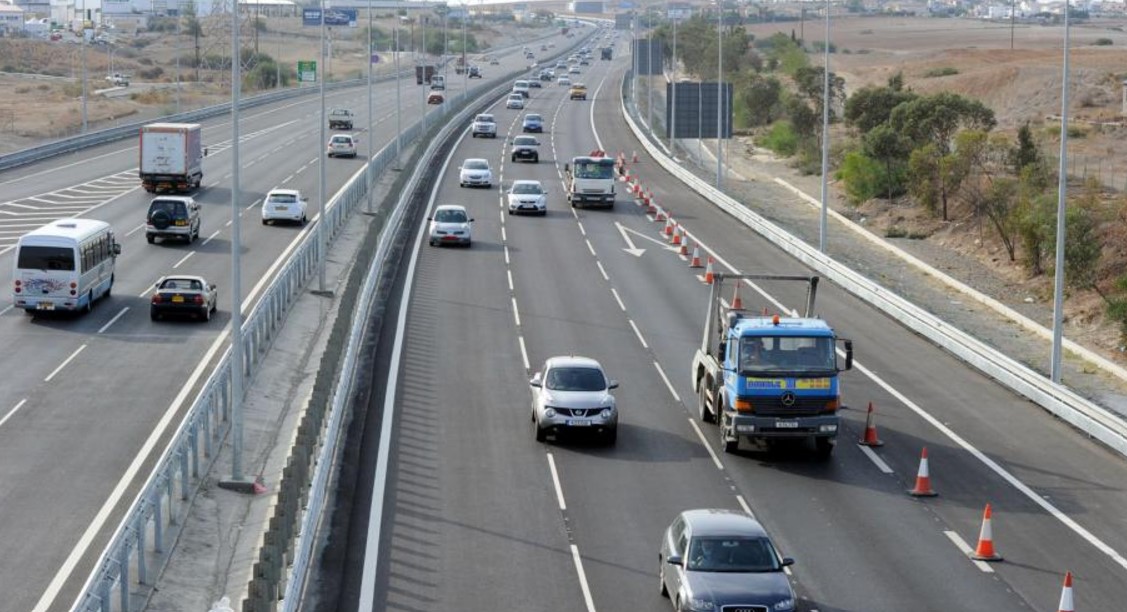 Στην κυκλοφορία ο δρόμος από highway προς Ύψωνα που λόγω πυρκαγιάς σε εργοστάσιο στον Ύψωνα, είχε κλείσει προσωρινά