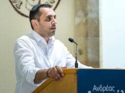 andreas-apostolou-pote-mou-den-kinigisa-tis-karekles