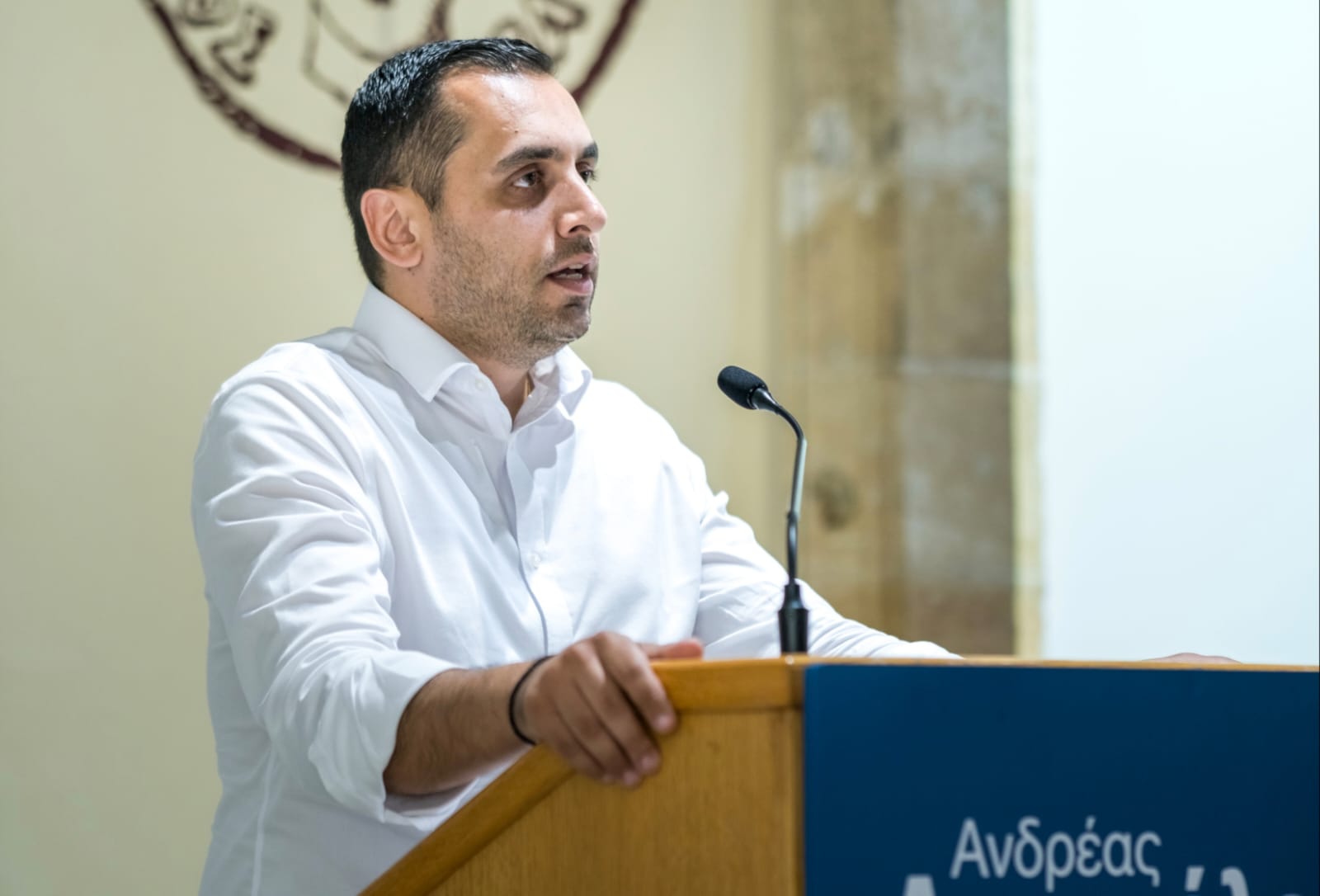 Εκτός ΕΔΕΚ ο Α. Αποστόλου: «Δεν αποχωρώ, με έθεσαν εκτός κόμματος» «Μου κοινοποιήθηκε η απόφαση»