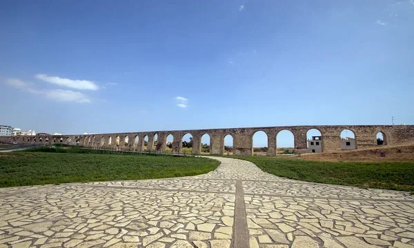 depositphotos_506217984-stock-photo-18th-century-kamares-aqueduct-larnaca