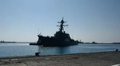 gzl428hxwaabq2o-thumb