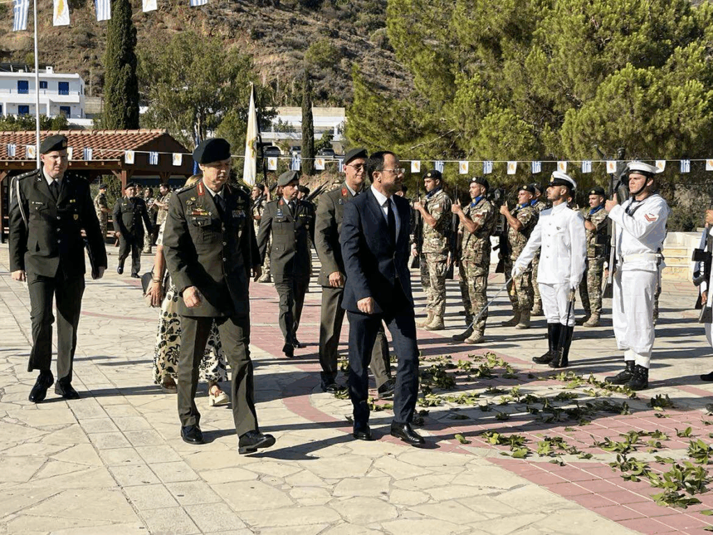 Εθνικό μνημόσυνο για τους πεσόντες κατά τις μάχες Τυλληρίας στον Παχύαμμο στην παρουσία ΠτΔ