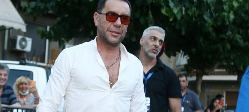 mazonakis