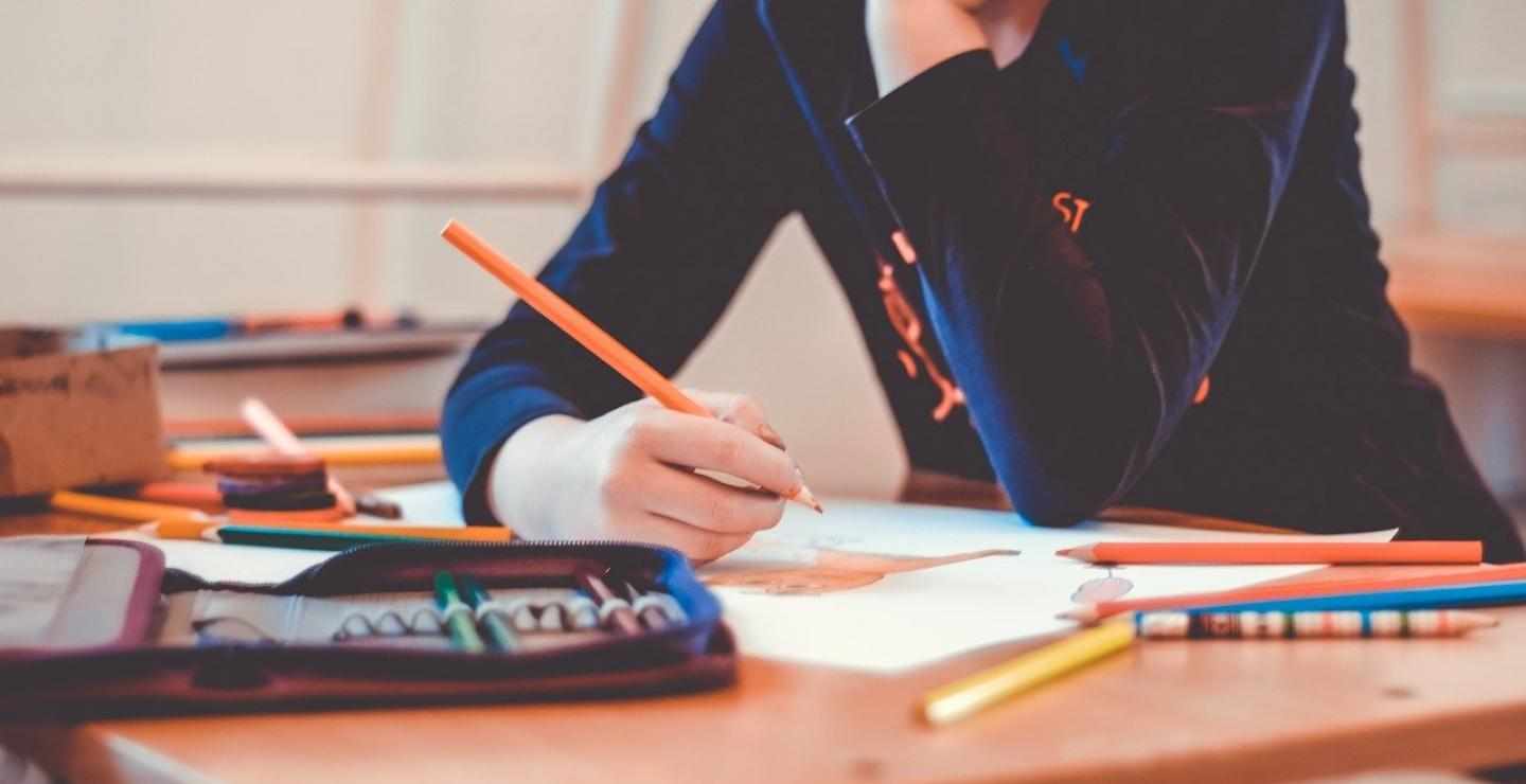 Όλες οι πληροφορίες για τις εγγραφές στα Κρατικά Ινστιτούτα Επιμόρφωσης Όλες οι πληροφορίες για τις εγγραφές στα Κρατικά Ινστιτούτα Επιμόρφωσης