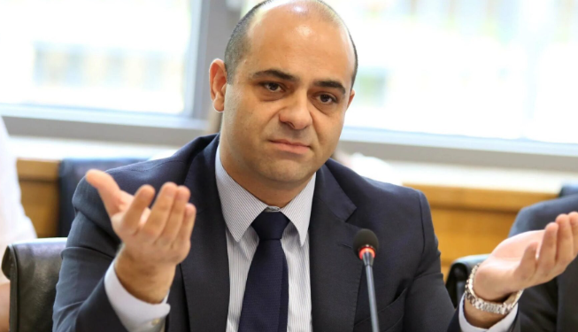 Κρίσιμη συνάντηση για ΑΤΑ υπό την απειλή απεργιακών μέτρων
