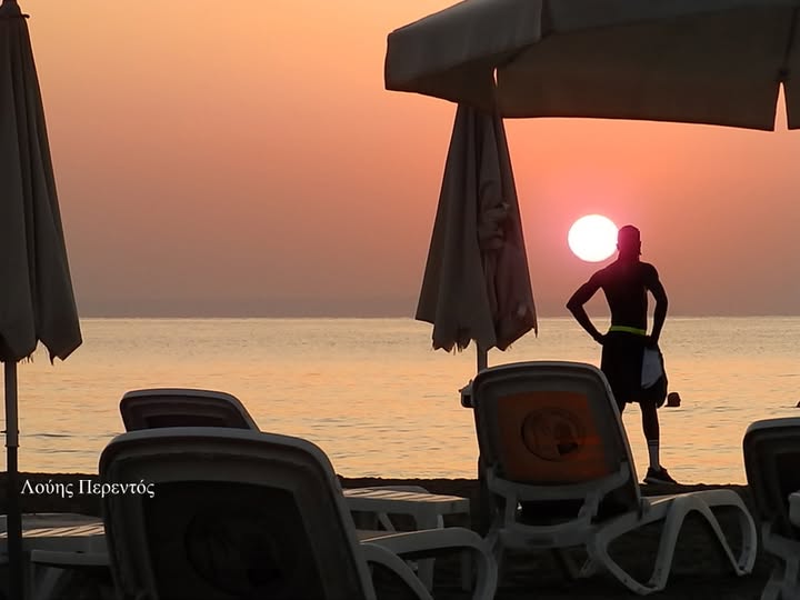 Ανυποψίαστα λούζεσαι στο ΦΩΣ. Το θέμα είναι να το κρατήσεις ατόφιο άχρι θανάτου!