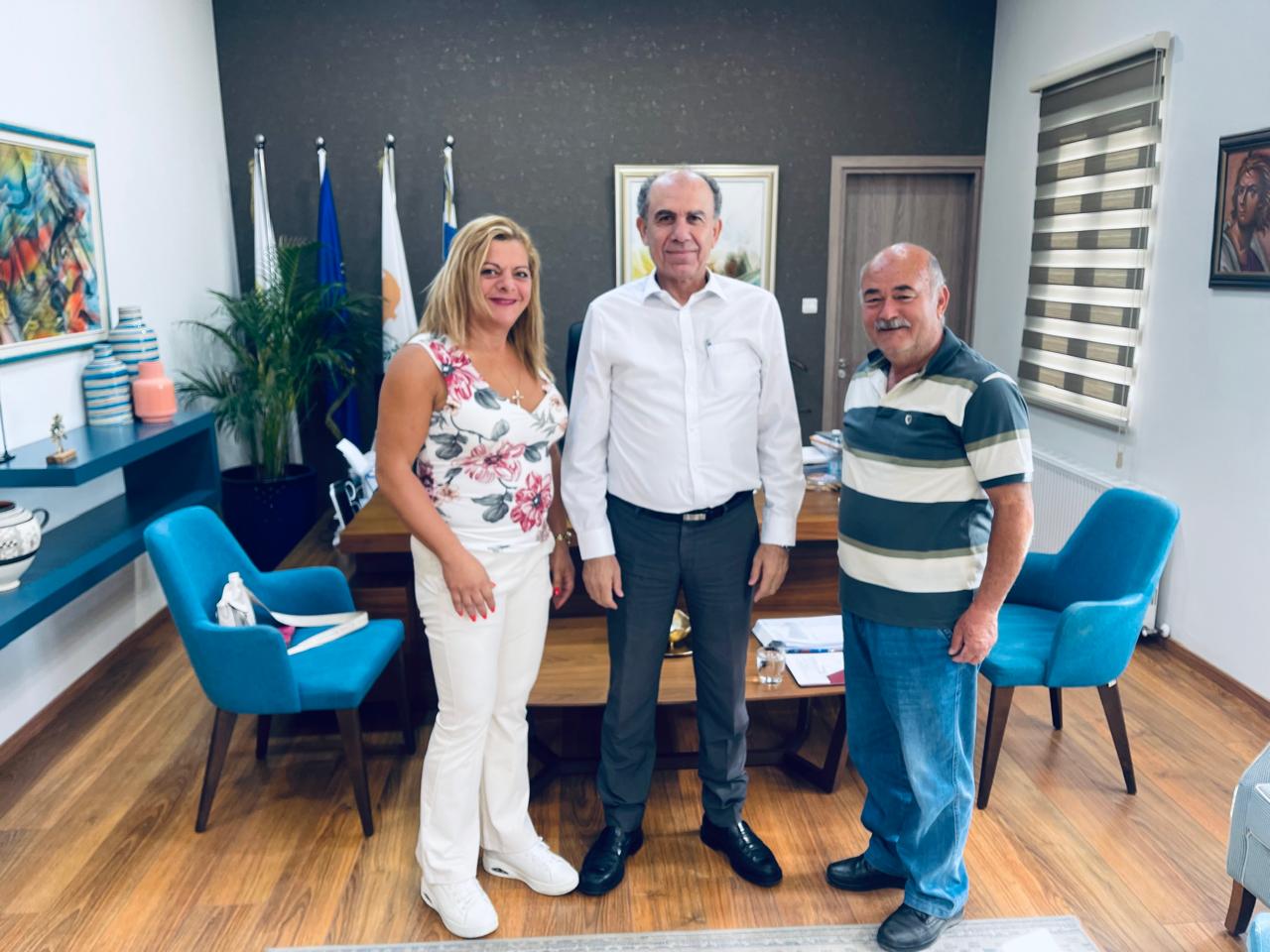 Συνάντηση Δημάρχου Αραδίππου Χριστόδουλου Πάρτου με την Παγκύπρια Οργάνωση Πενταμελούς Οικογένειας (Π.Ο.Π.Ο.)