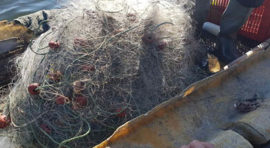 Prostima-kai-katasxeseis-gia-paranomi-alieia-sto-Amvrakiko-kolpo