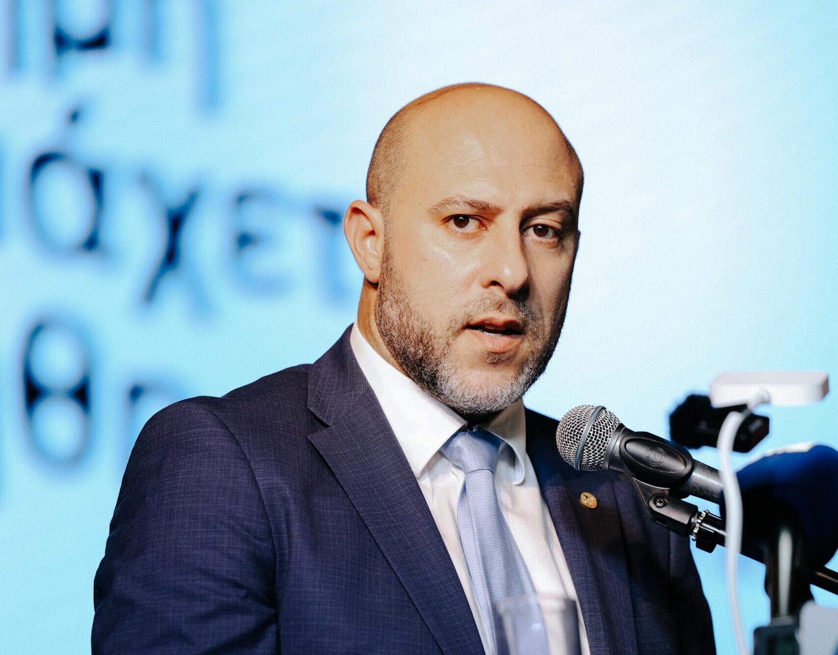 Αντικατοχική εκδήλωση της Παγκύπριας Ένωσης Προσφύγων στον Άγιο Αθανάσιο – Μήνυμα μνήμης και διεκδίκησης από τον Γιώργο Λυσανδρίδη