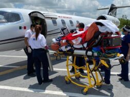 air-ambulance-astheneis-eksoteriko-metarofa-e1757663137734