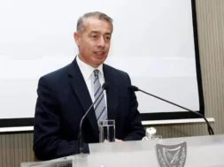 aporrifthike_to_aitima_giannaki_gia_diakopi_tis_dikis_tou-thumb