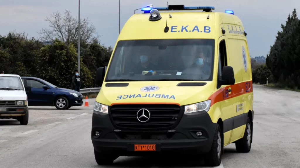 Tραγωδία: 4χρονο παιδάκι νεκρό που παρασύρθηκε από το όχημα του πατέρα του – Πως έγινε;