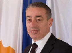 epitropos_ethelontismos_giannis_giannaki_id_1205674_1-thumb