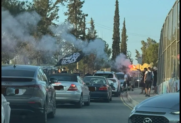 Γονείς Γυμνασίου Ακροπόλεως: Άπραγη η Αστυνομία για επεισόδια σε Αγγλική Σχολή