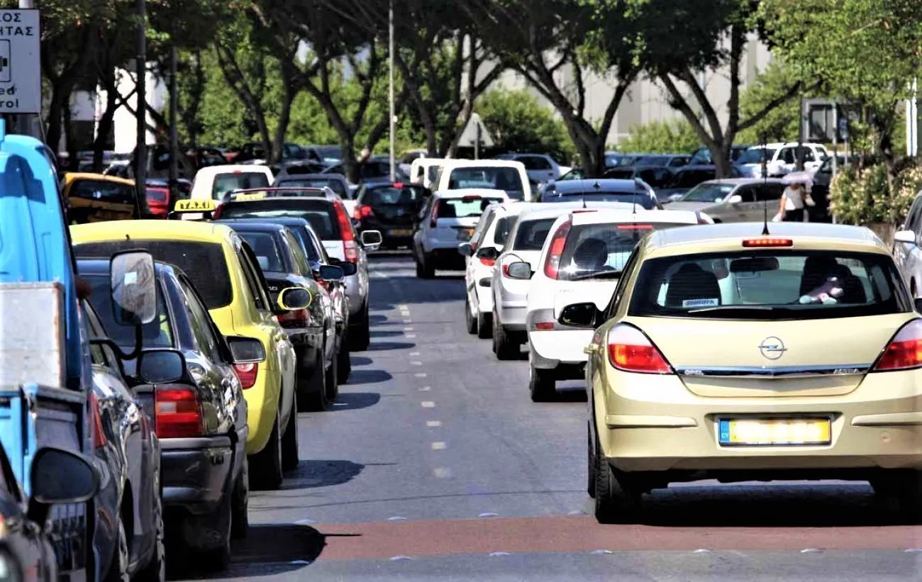 Παρενόχληση οδηγών/πεζών από άτομο που απαιτεί «5 ευρώ» στη Λεμεσό