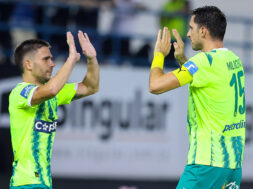 milisevits-souarez-aek