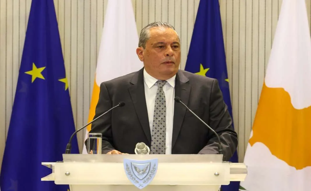 Πάλμας: Δεν θα πάρουμε άδεια από τους Τούρκους εισβολείς για αμυντική θωράκιση
