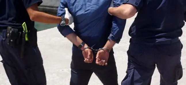 Ντου αστυνομίας σε τέσσερα υποστατικά – Εντοπίστηκαν 3 παράνομοι μετανάστες