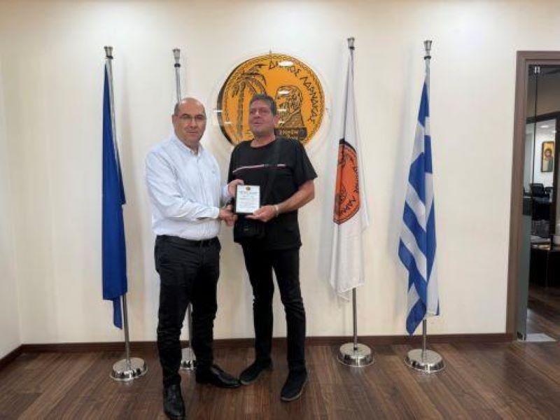 Τη στήριξη αθλητών με αναπηρίες συζήτησαν Δήμαρχος Λάρνακας και Χρίστος Μισός