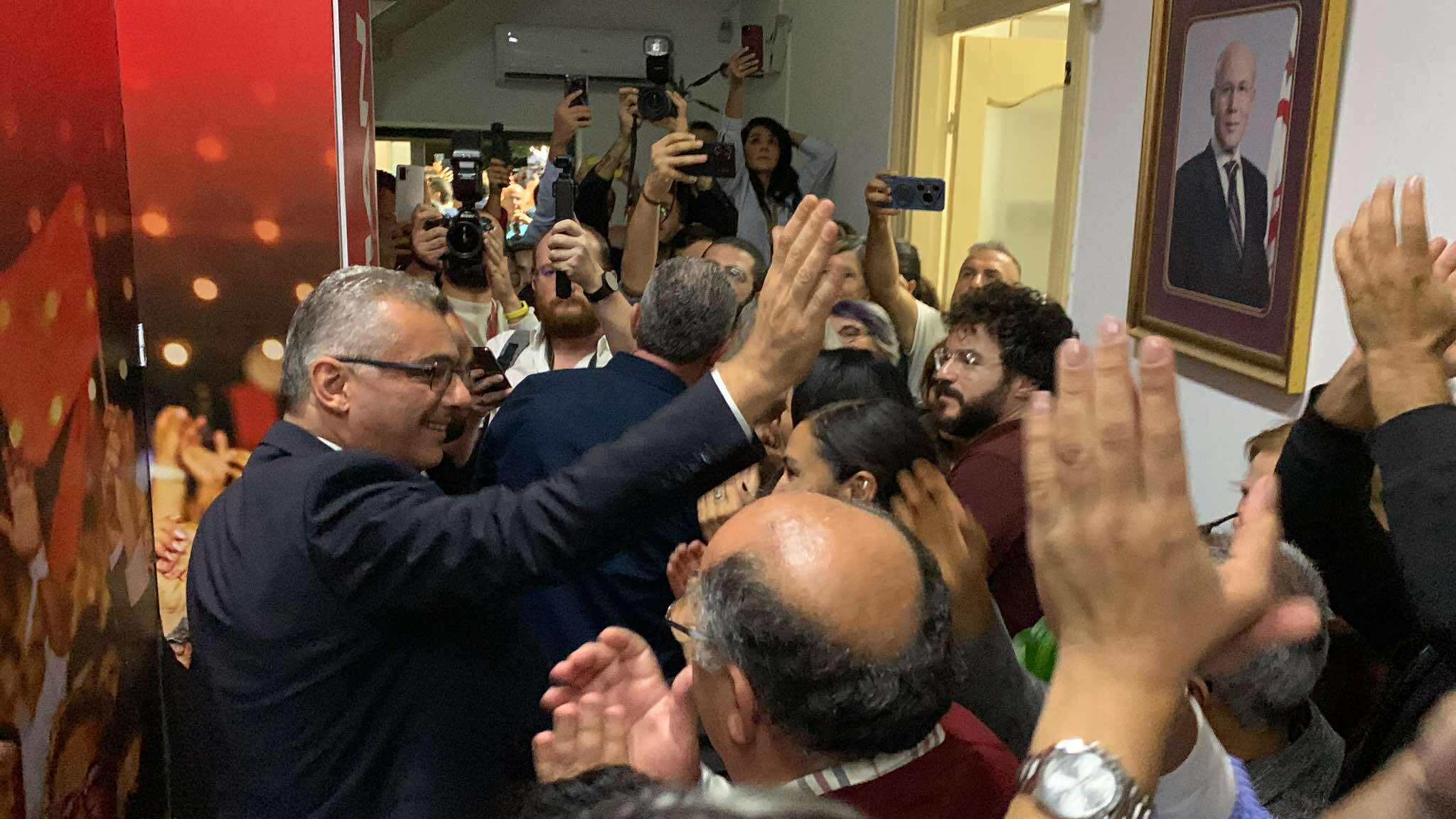 Θρίαμβο Ερχιουρμάν ανέδειξαν οι κάλπες στα κατεχόμενα