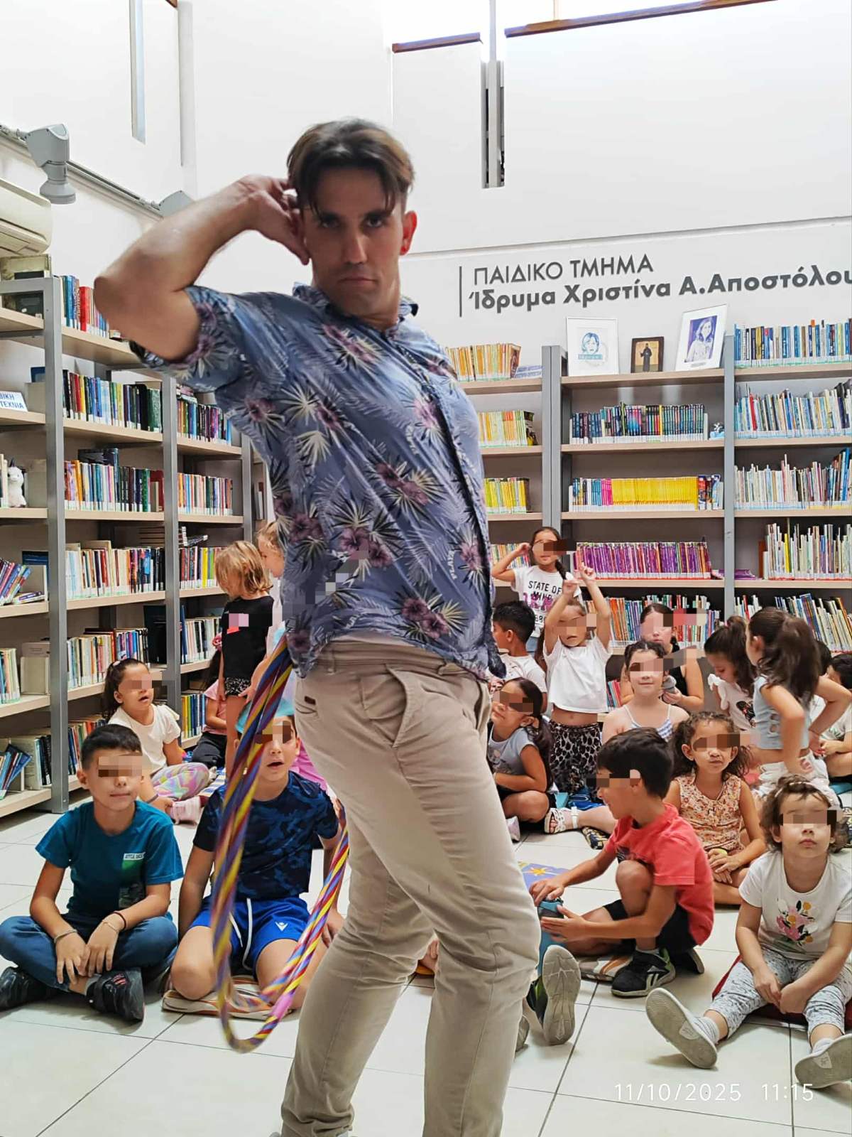 Μια ξεχωριστή μέρα γεμάτη παιχνίδι, αφήγηση, δημιουργία χάρισε η όμορφη συνεργασία των τριών βιβλιοθηκών της πόλης μας Μια ξεχωριστή μέρα γεμάτη παιχνίδι, αφήγηση, δημιουργία χάρισε η όμορφη συνεργασία των τριών βιβλιοθηκών της πόλης μας
