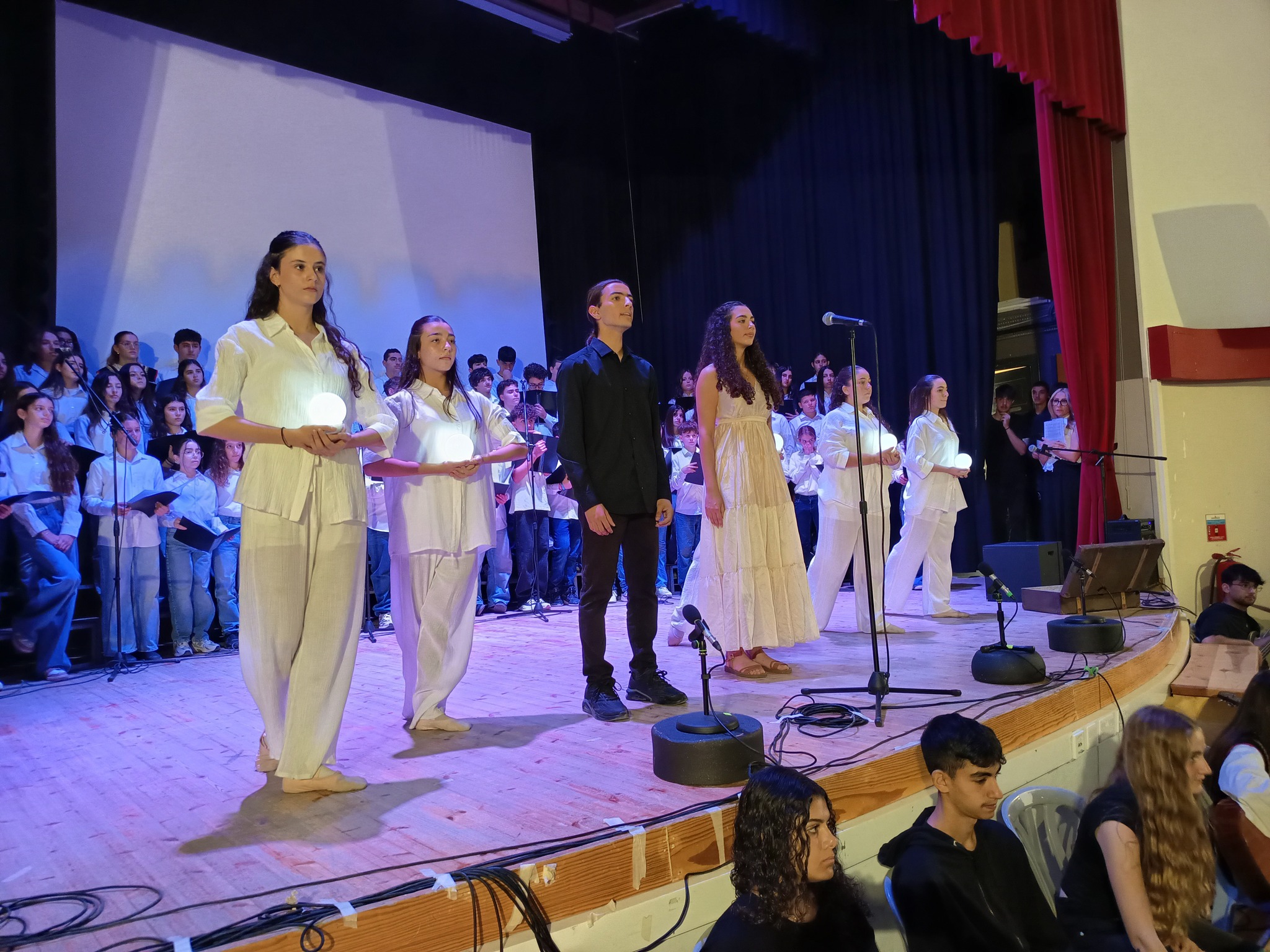 Το Μουσικό Σχολείο Λάρνακας “Μίκης Θεοδωράκης” γιόρτασε με Λαμπρότητα και Εθνική Υπερηφάνεια την Εθνική Επέτειο της 28ης Οκτωβρίου (φώτο)