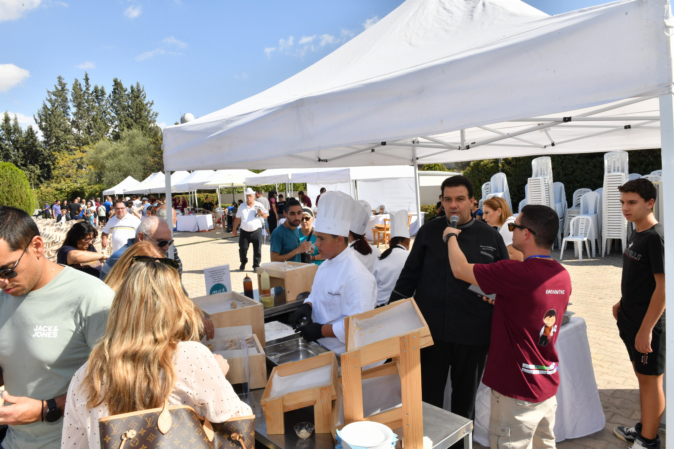 Με εξαιρετική επιτυχία διεξήχθη το 7ο παγκύπριο Φεστιβάλ Αθηενίτικων προϊόντων (φώτο)