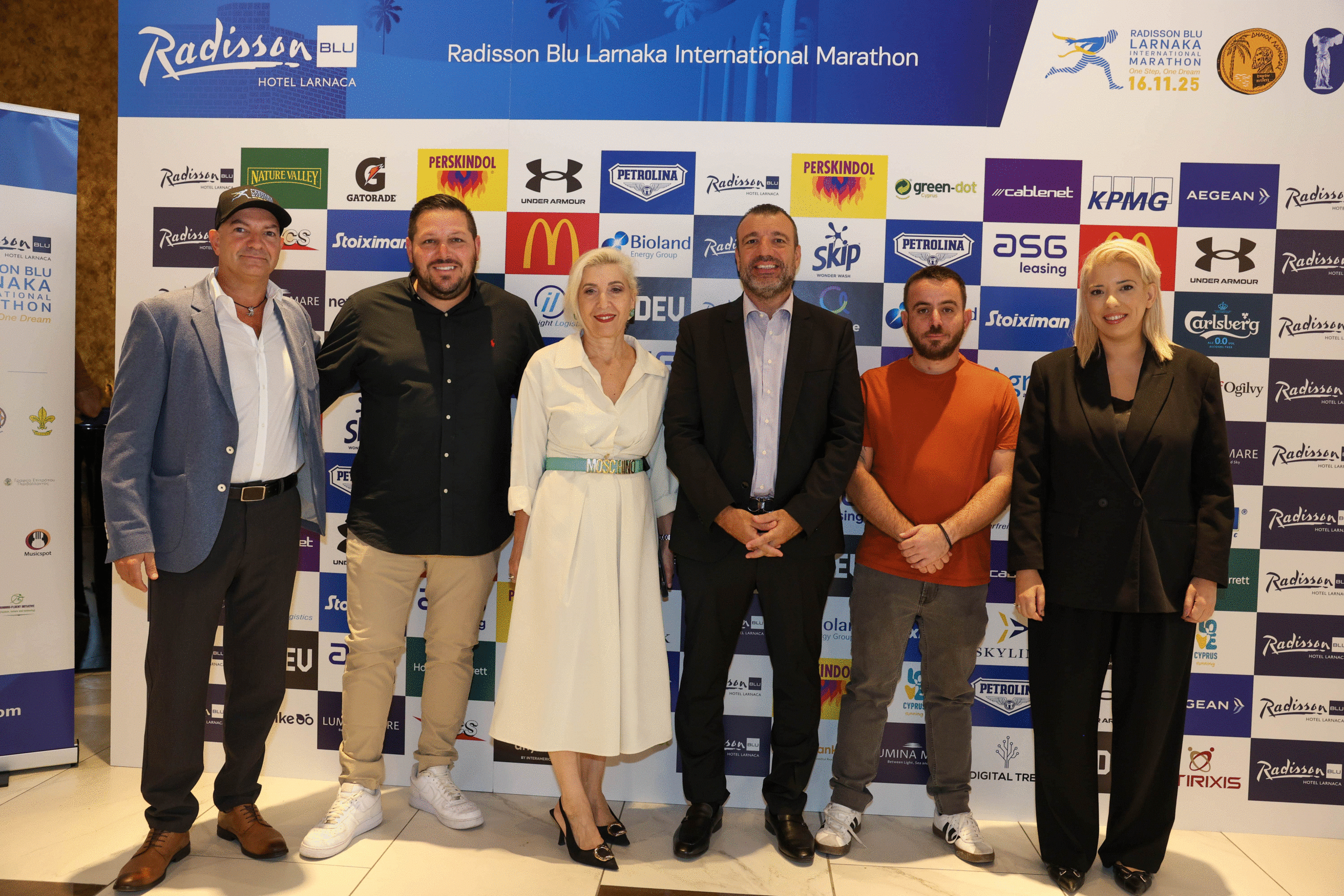 Αντίστροφη μέτρηση για την εκκίνηση του Radisson Blu Διεθνούς Μαραθωνίου Λάρνακας (φώτο)