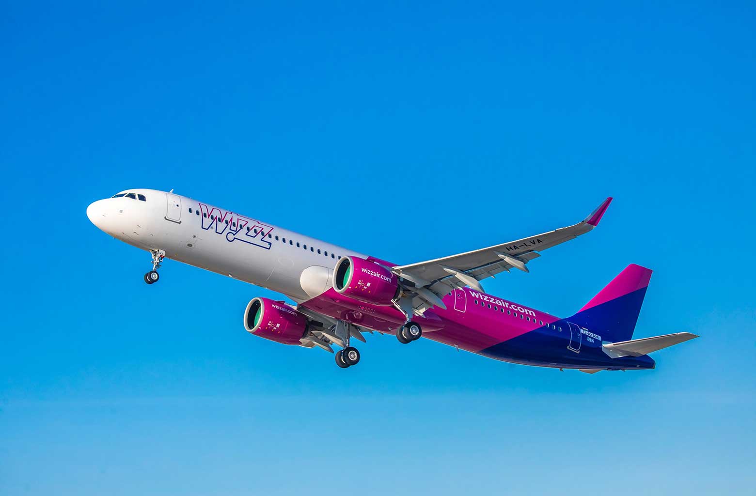 Η Wizz Air ανακοίνωσε ταξίδια σε 18 προορισμούς, με τιμές από €49.99