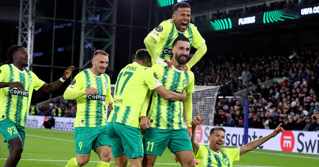 Στοχεύοντας το απόλυτο για το βήμα… «οκτάδας»