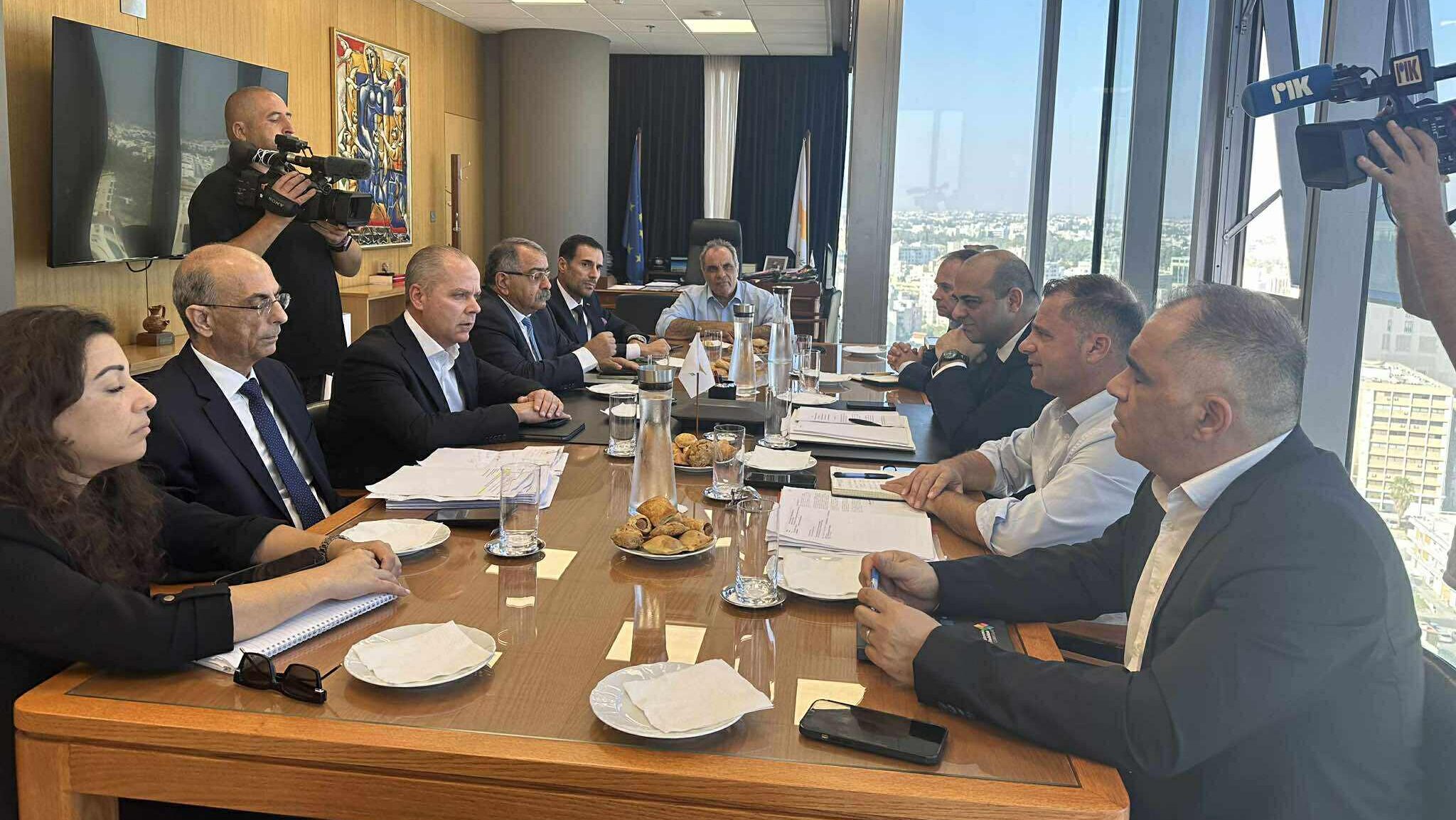 Κρίσιμη εβδομάδα για ΑΤΑ: Την Τετάρτη η συνάντηση εργοδοτών, την Πέμπτη των συντεχνιών