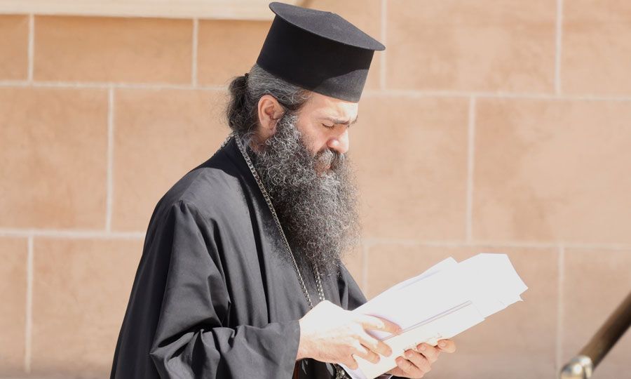 Αναχώρησε για το Οικουμενικό Πατριαρχείο ο τέως Μητροπολίτης Πάφου Τυχικός