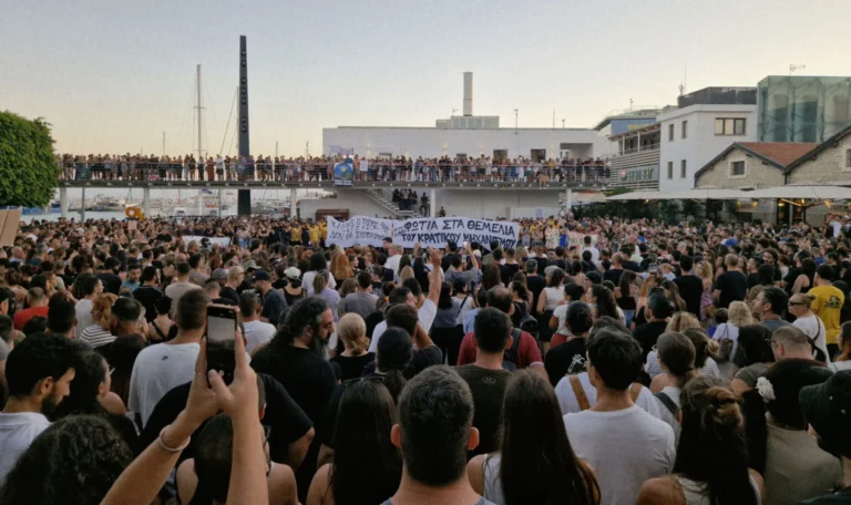 Κατατέθηκε πρόταση νόμου για κατάργηση του νομοσχεδίου για διαμαρτυρίες