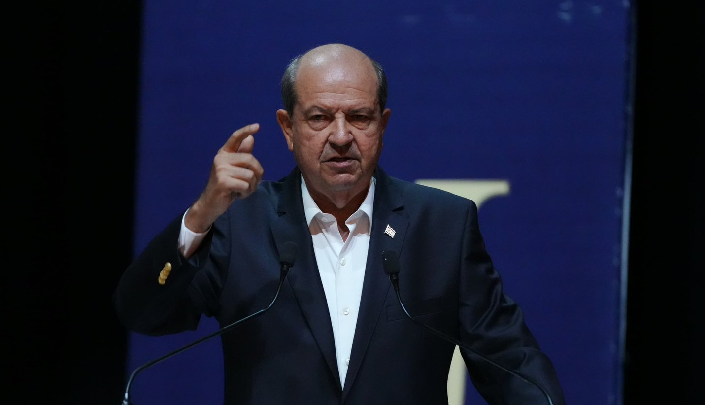 «Αλαζονική κι υποκριτική»: Επιτίθεται σε Χριστοδουλίδη ο Τατάρ για τη δήλωση για Φιντάν