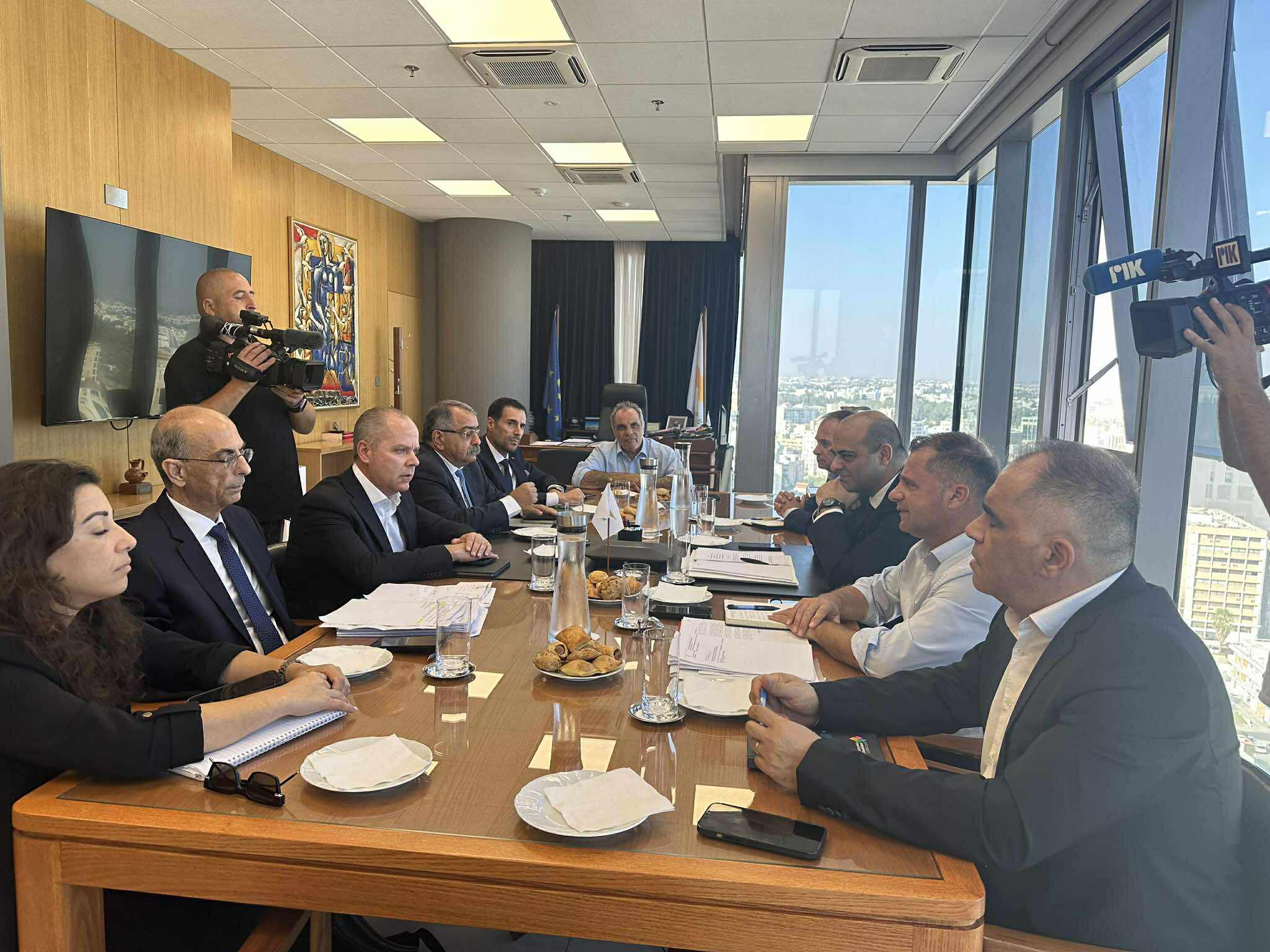 Κρίσιμη μέρα για την ΑΤΑ: Αποφασίζουν τα επόμενα βήματα κατά την πανσυνδικαλιστική – Έκτακτη τηλεδιάσκεψη πραγματοποιεί η ΟΕΒ το απόγευμα