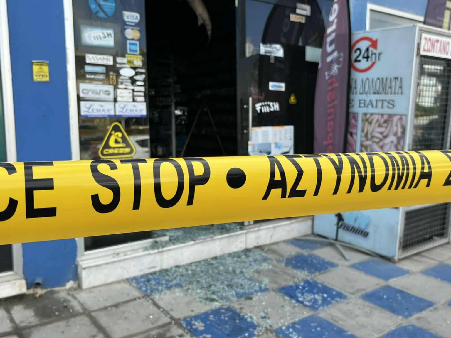 Στις φλόγες κατάστημα ειδών αλιείας στη Λάρνακα