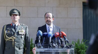 Ðñüåäñïò Äçìïêñáôßáò  ÌáèçôéêÞ ðáñÝëáóç 28çò Ïêôùâñßïõ